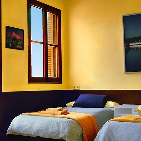 Hostal Atlanta El Arenal  Ngoại thất bức ảnh