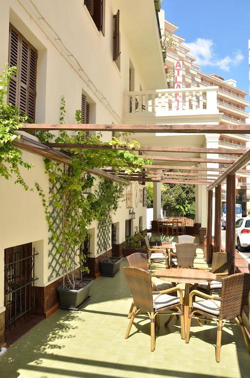 Hostal Atlanta El Arenal  Ngoại thất bức ảnh