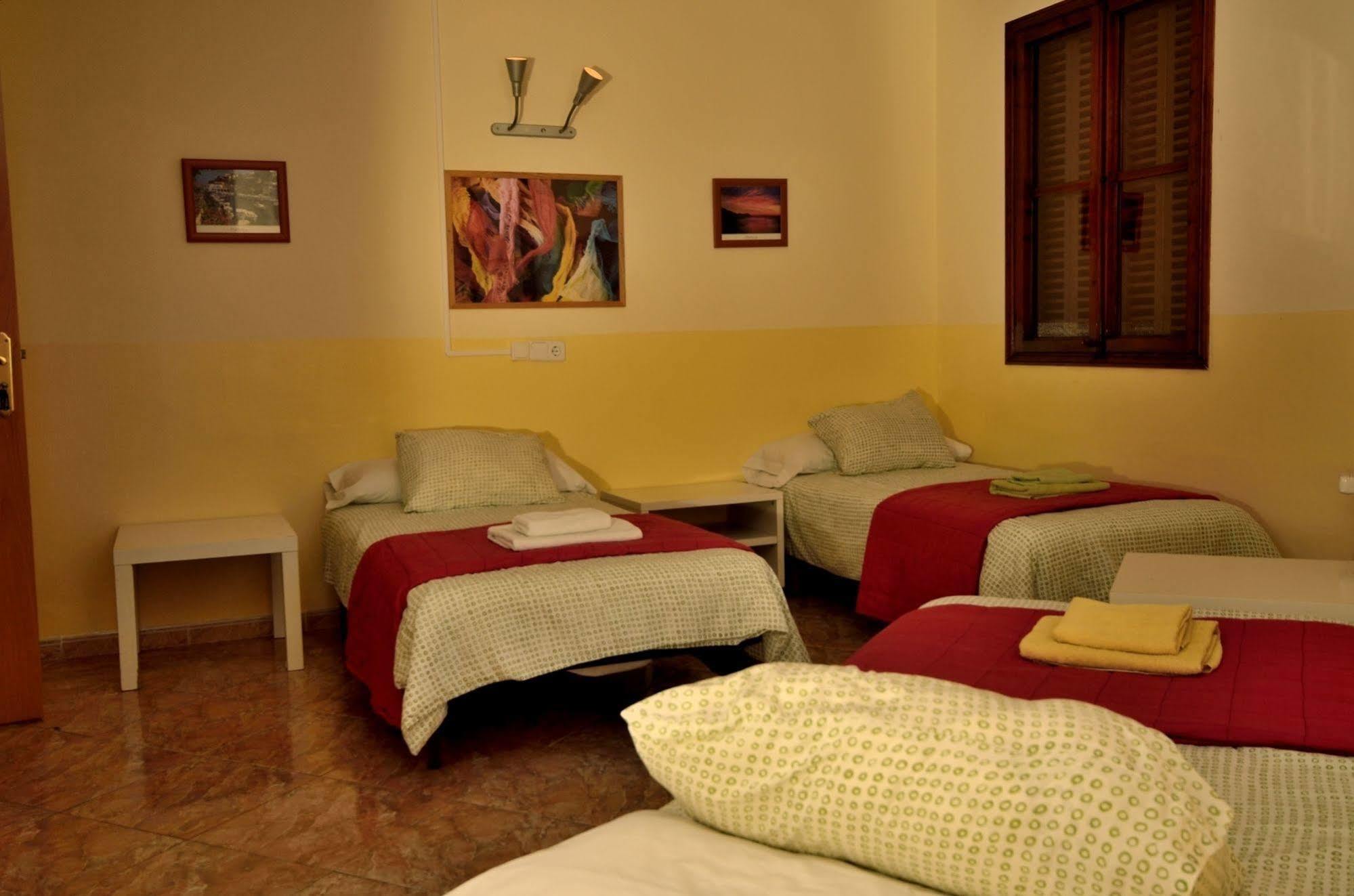 Hostal Atlanta El Arenal  Ngoại thất bức ảnh
