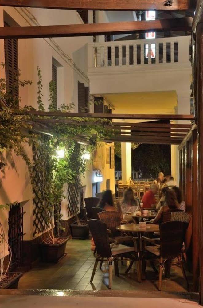 Hostal Atlanta El Arenal  Ngoại thất bức ảnh